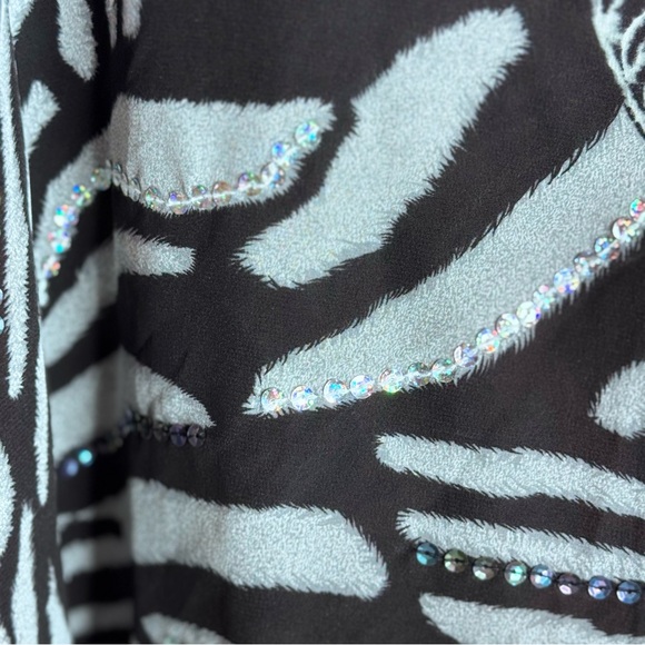 New Diane Gilman Black Red Sequin Floral Zebra 100% Silk Button Down Shirt Sz 3X - Picture 4 of 15